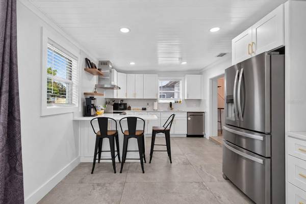 1689 PENNSYLVANIA AVE NE, St Petersburg, FL, 33703 photo 13