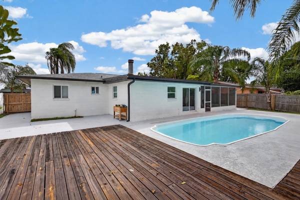 1689 PENNSYLVANIA AVE NE, St Petersburg, FL, 33703 photo 31