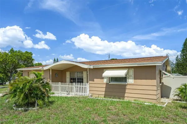 5253 FOREST HILLS DR, Holiday, FL 34690