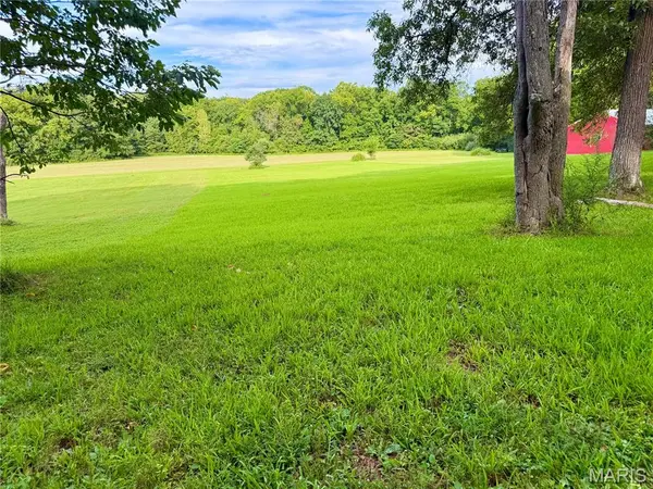 10 Isaac DR, Warrenton, MO 63383