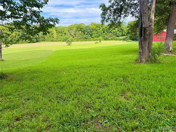 10 Isaac DR, Warrenton, MO 63383