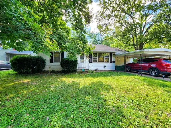 404 N Smith ST, Carbondale, IL 62901
