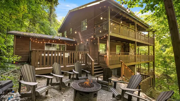 1318 N Baden Drive, Gatlinburg, TN 37738