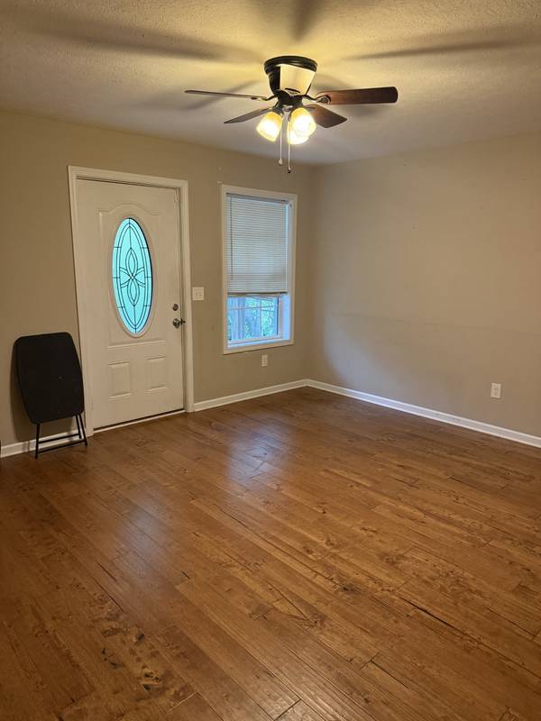 805 E Grizzard St, Tullahoma, TN 37388