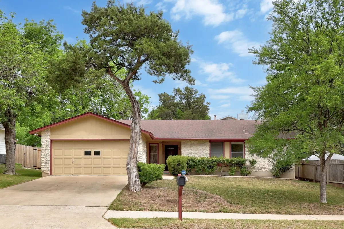 2110 Trede DR, Austin, TX 78745