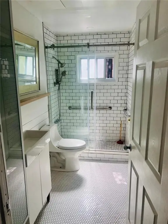 2540 Far Rockaway BLVD #1, Far Rockaway, NY 11691