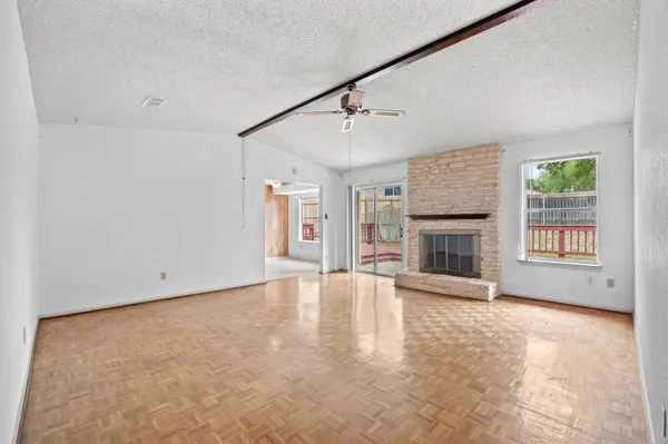 2110 Trede DR, Austin, TX 78745