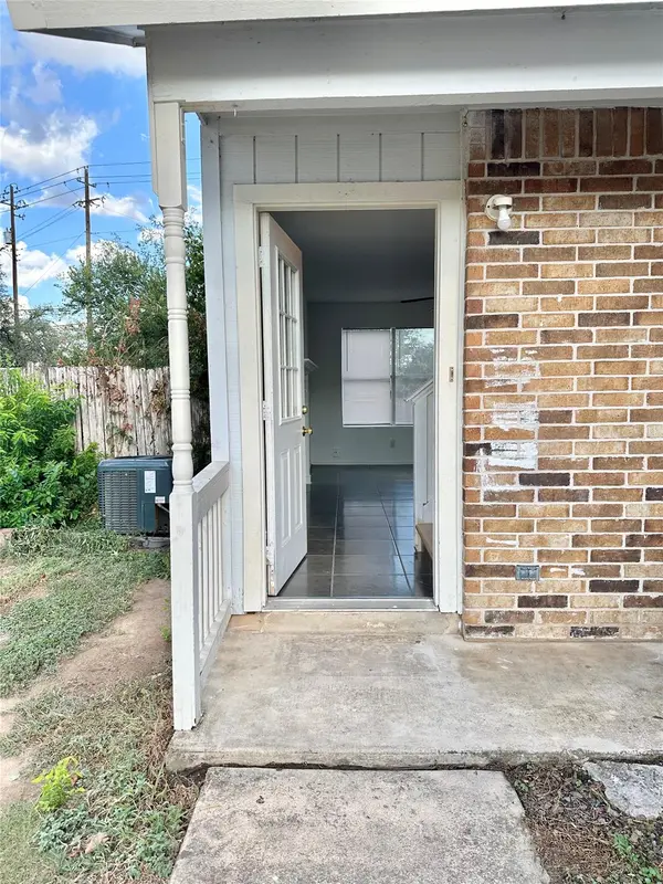 9103 Japonica CT #A, Austin, TX 78748