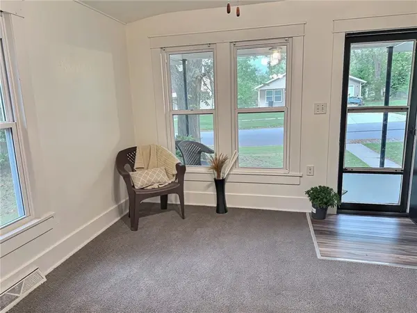 705 N Clay ST, Nevada, MO 64772