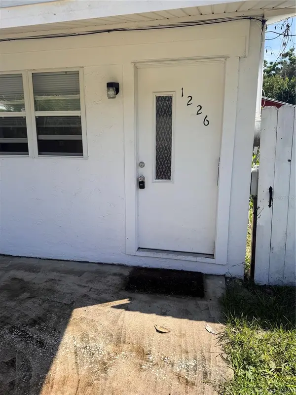 1224 E 1ST AVE #1226, Mount Dora, FL 32757
