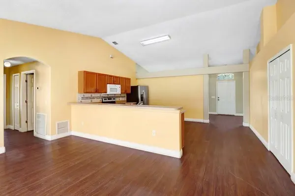 352 CLERMONT DR, Kissimmee, FL 34759