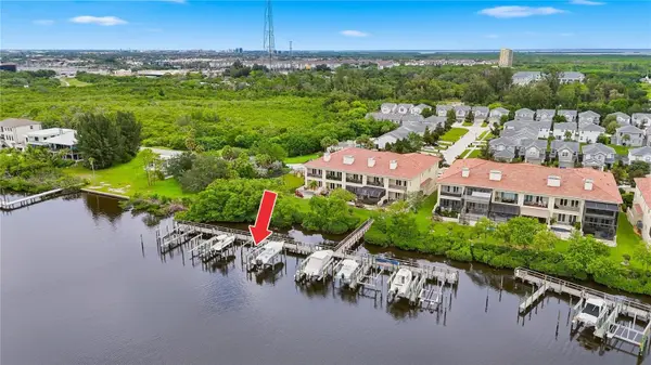 1022 PASEO DEL RIO NE #1022, St Petersburg, FL 33702