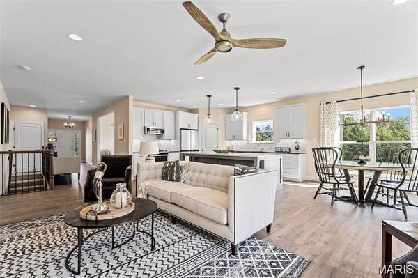 1 Grand Columbia II, O'fallon, MO 63366