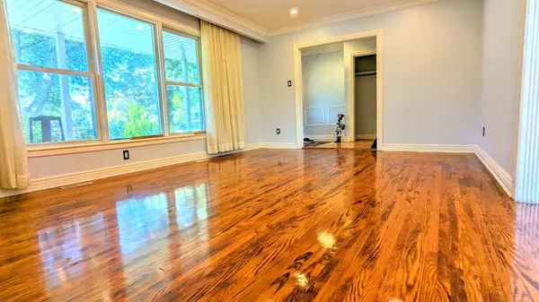 52 Wild Cherry LN, Markham, ON L3T 3T4
