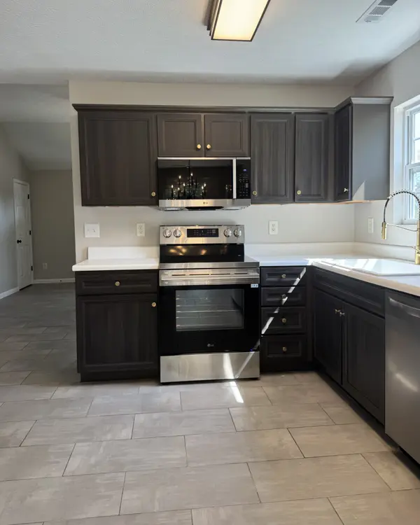 2214 Burns St, Nashville, TN 37216