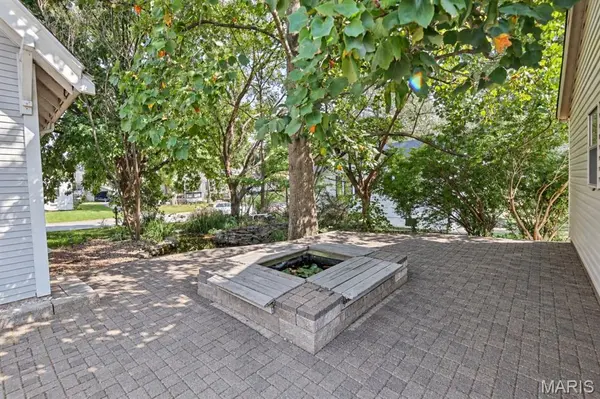 401 Plum ST, Edwardsville, IL 62025