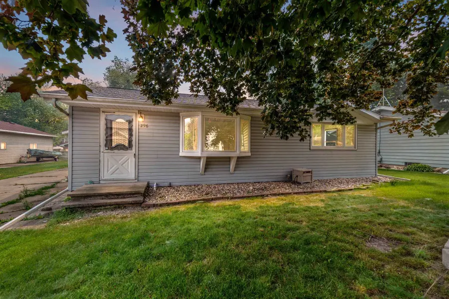 296 S WASHINGTON ST, Berlin, WI 54923