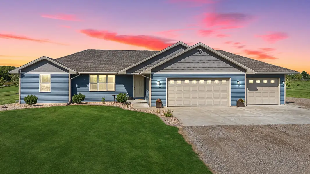7802 N BROWN COUNTY LINE RD, Pulaski, WI 54162-9042