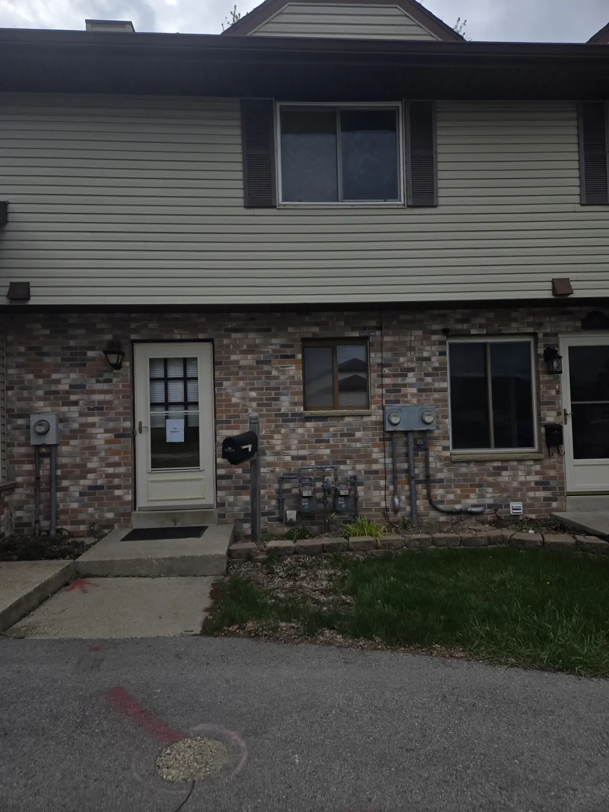 890 BISHOP CT, Fond Du Lac, WI 54935-4658