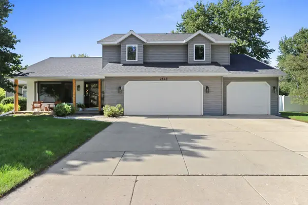 2648 VONDA DR, Green Bay, WI 54311