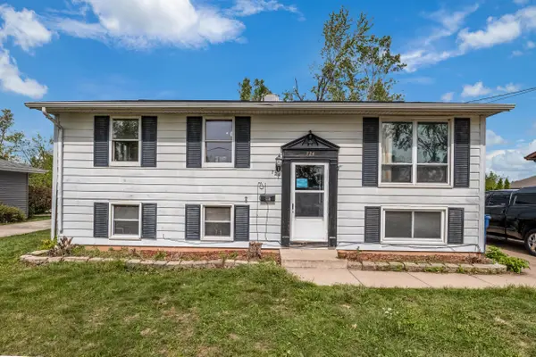 724 11TH ST, Menasha, WI 54952