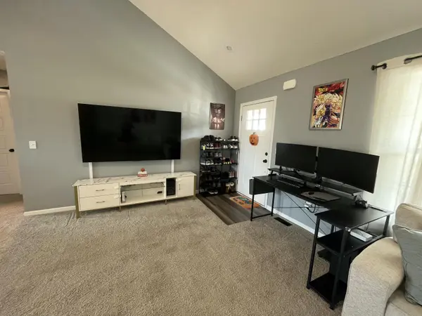 217 Karen CIR, Seymour, MO 65746