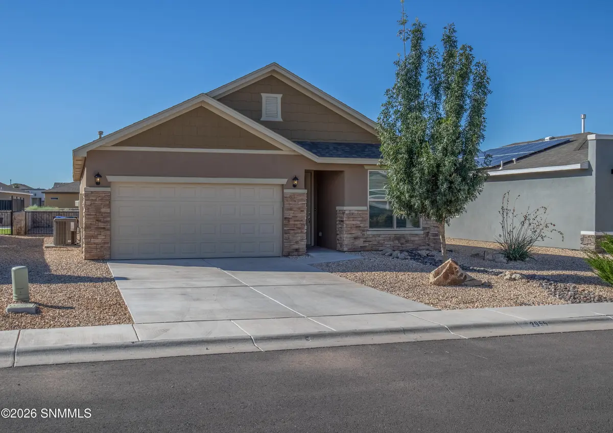 2955 Aragon AVE, Las Cruces, NM 88007