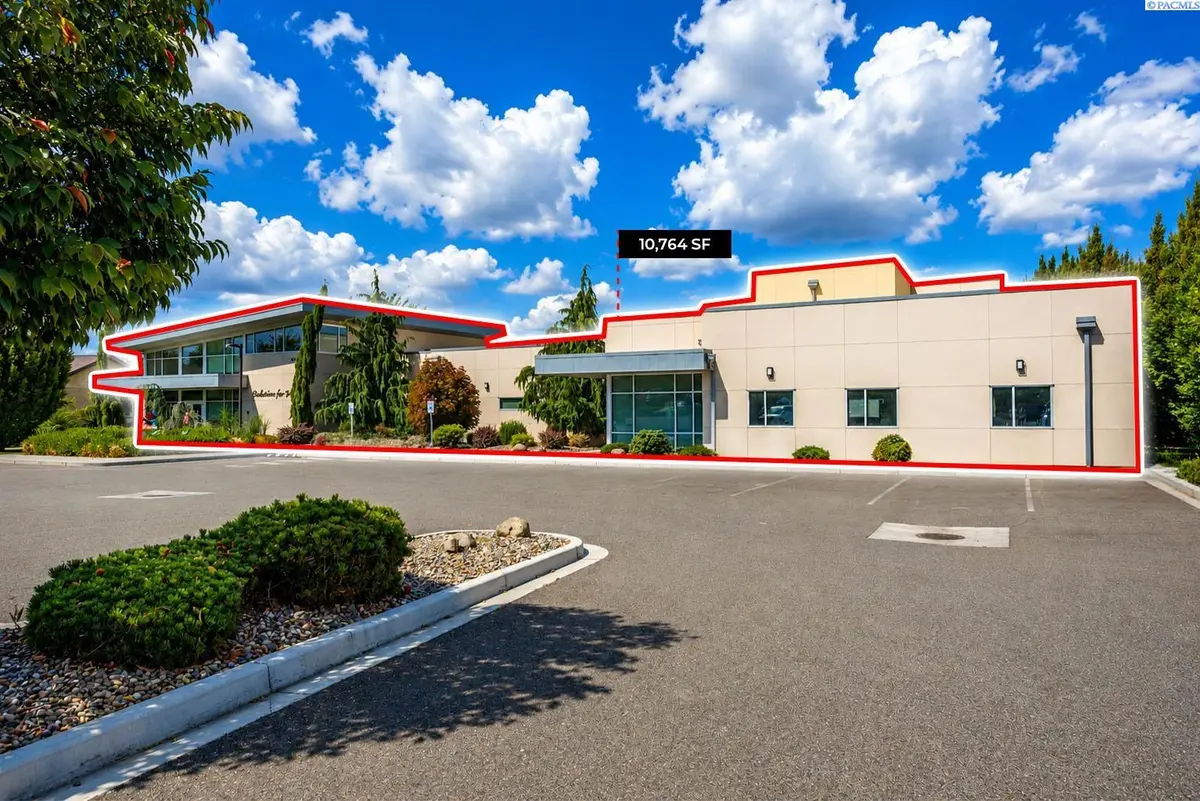 6802 W Rio Grande Ave #B, Kennewick, WA 99336