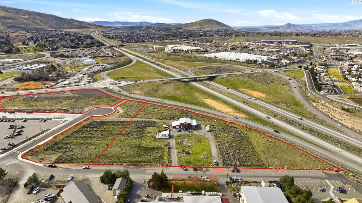 Windmill Road, Richland, WA 99352