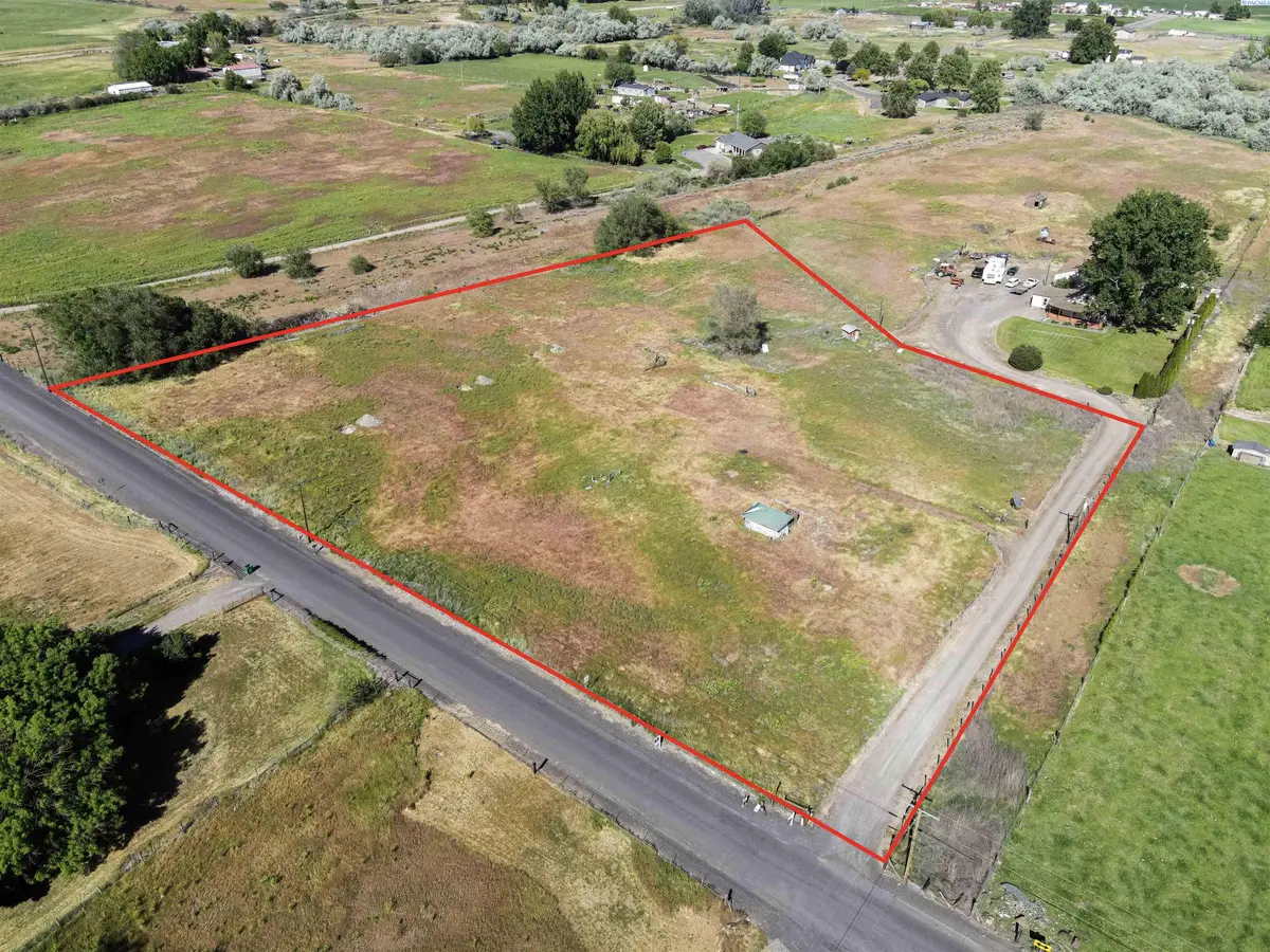 11701 N Albro Rd, Prosser, WA 99350