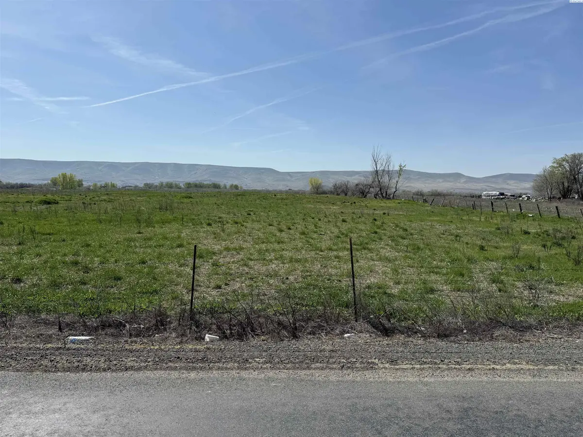 TBD Johnson RD Lot 4, Prosser, WA 99350