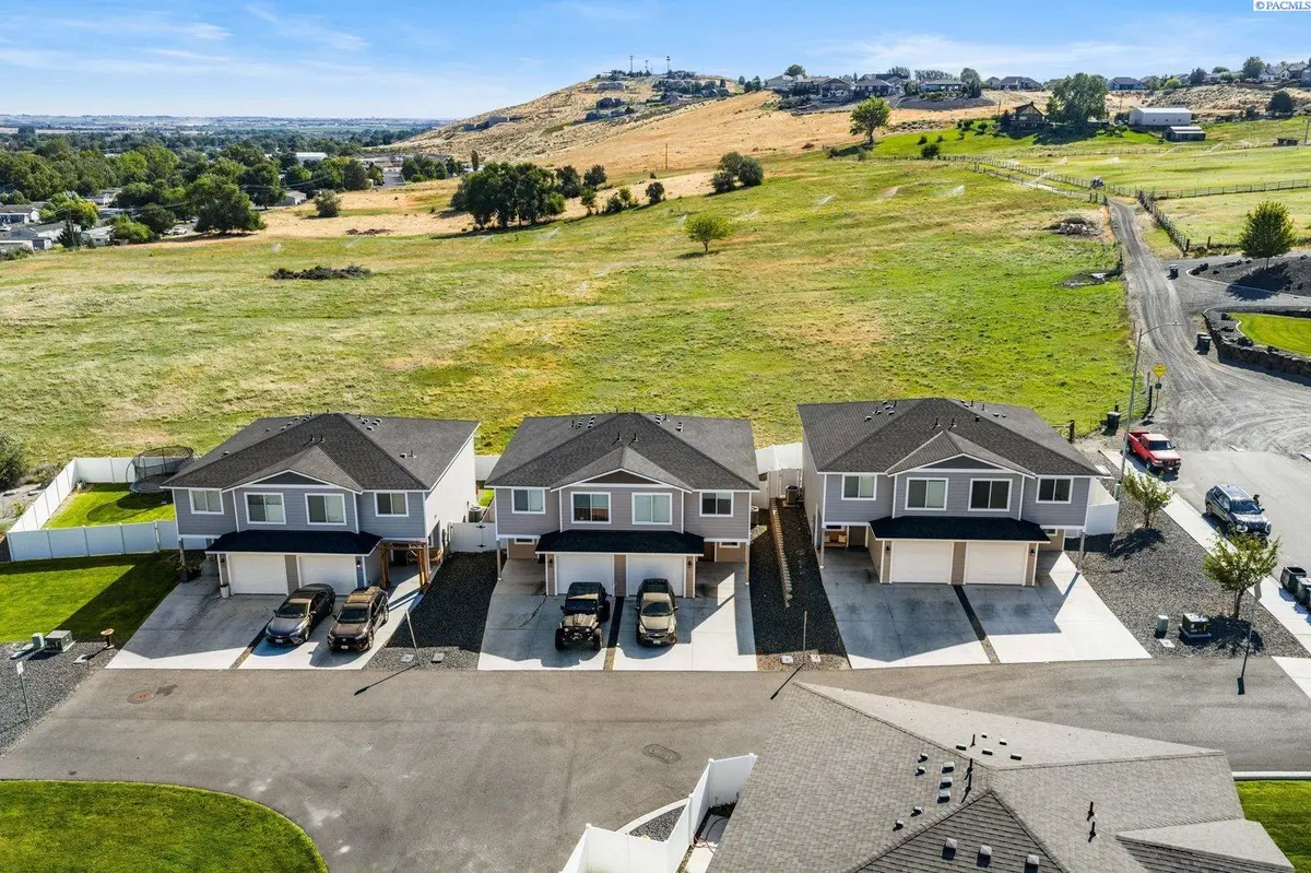 6910 - 6960 Sully Lane, West Richland, WA 99353