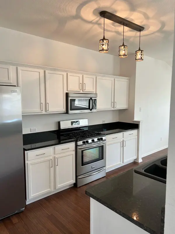 1003 Clayton DR, Leander, TX 78641