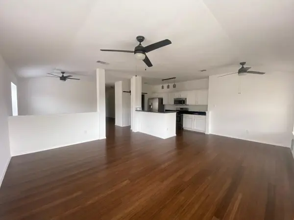 1003 Clayton DR, Leander, TX 78641