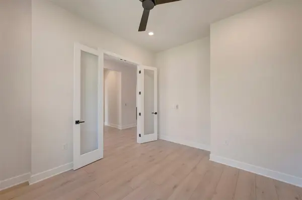 104 Rees Landing RD, Spicewood, TX 78669