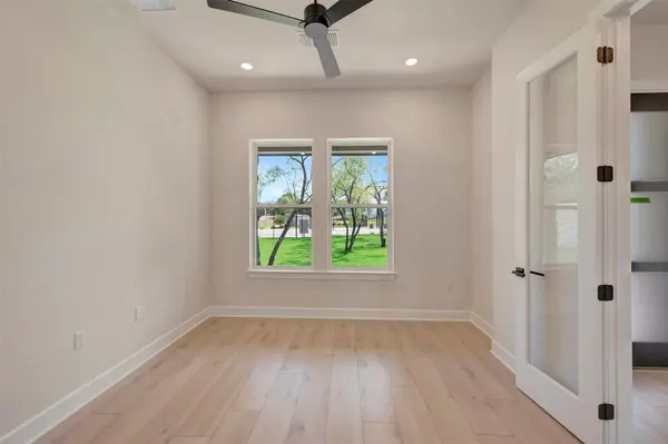 104 Rees Landing RD, Spicewood, TX 78669