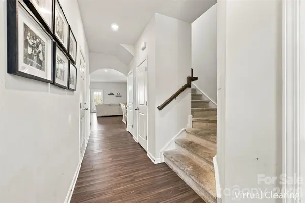 604 Rustic Path LN, Tega Cay, SC 29708