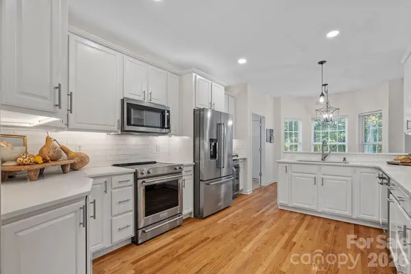 390 Robinson RD, Mooresville, NC 28117