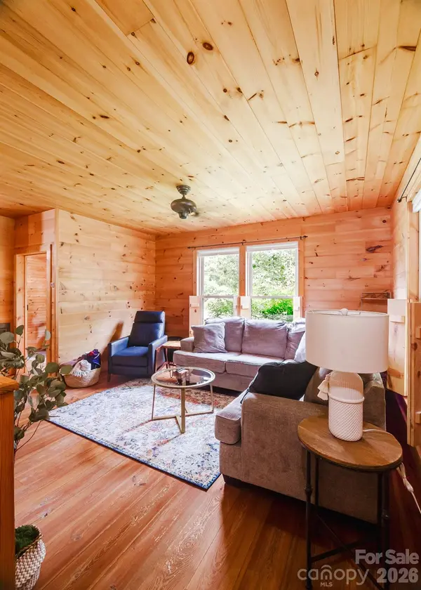 490 Bringle Ferry RD, Denton, NC 27239