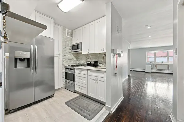 9910 60th AVE #5A, Corona, NY 11368