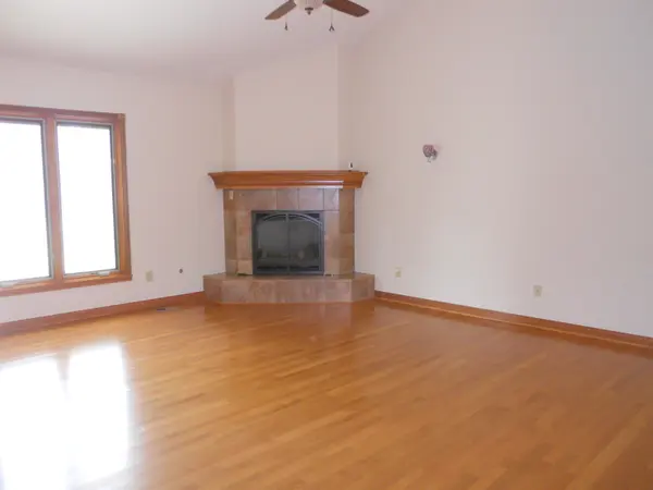 1165 Waterford DR, Avon, IN 46123