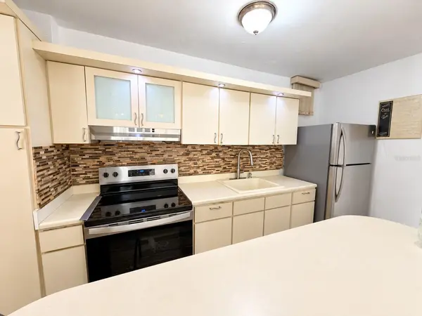 274 CALLE URUGUAY #202, San Juan, PR 00917