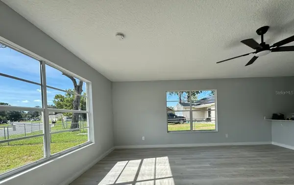 32 SPRING LOOP CIR, Ocala, FL 34472