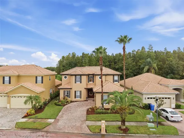 18004 LANAI ISLE DR, Tampa, FL 33647