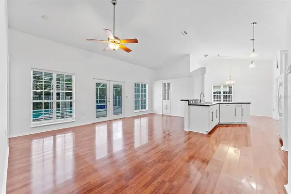1435 CLUB DR, Tarpon Springs, FL 34689
