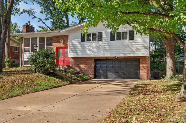 11051 Wylestone CT, St Louis, MO 63126