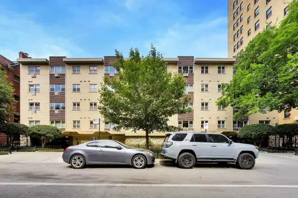 420 W Aldine AVE #228, Chicago, IL 60657