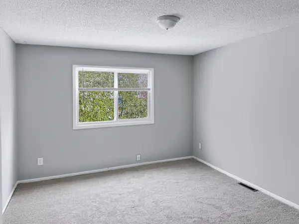 2824 79th AVE N, Brooklyn Park, MN 55444