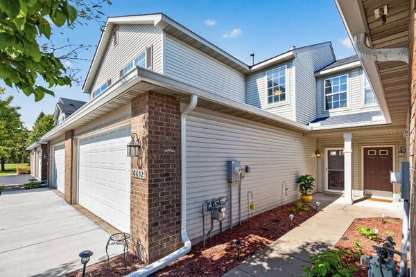 16652 89th PL N, Maple Grove, MN 55311