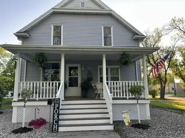 429 8th ST N, Wahpeton, ND 58075